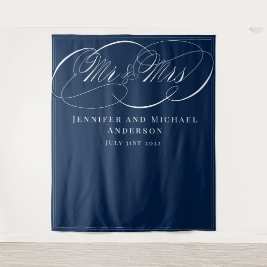 Calligrafie Navy Mr & Mrs Wedding Booth Backdrop Wandkleed (Voorkant)