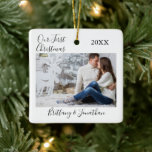 Calligrafie Onze eerste kerstfeestelijke foto Keramisch Ornament<br><div class="desc">Modern stijlvol kalligrafisch script,  eenvoudig minimalistisch,  ons eerste kerstcadeautje Ornament met kerstcadeau</div>