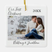 Calligrafie Onze eerste kerstfeestelijke foto Keramisch Ornament (Voorkant)