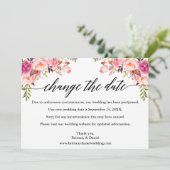Calligrafie Roze Floral New Wedding Date Kaart (Staand voorkant)