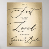 Calligrafiescript Gold Pick A Seat Weddenschap Poster (Voorkant)