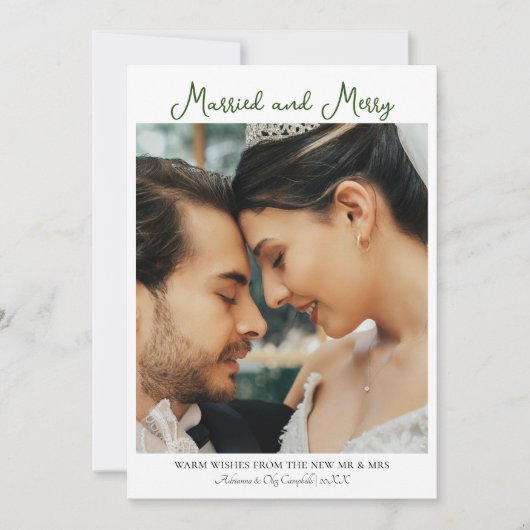 Calligraphy Married and Merry Forest Green Text Feestdagenkaart (Voorkant)