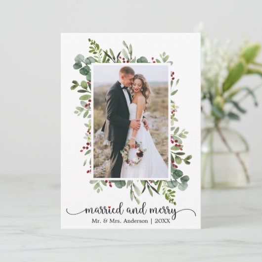 Calligraphy Red Heart Married and Merry Photo Feestdagenkaart (Staand voorkant)