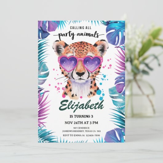 Calling All Party Animals Leopard Birthday Kaart (Staand voorkant)