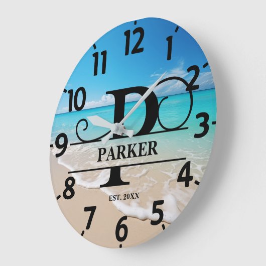 Calm Beach Front P-monogram Grote Klok (Hoek)