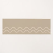 Calm Beige Modern Minimal Wavy Lines With Initials Yogamat (Voorkant (horizontaal))