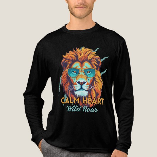 Calm Heart, Wild Roar – Lion Energy Motivational T Tri-Blend Shirt (Voorkant volledig)