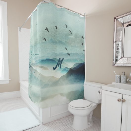 Calm Monogrammed Natuur Waterverf Mountain Scene Douchegordijn (In situ)