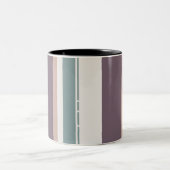 Calm Neutral Stripes – Modern Minimal Mug Tweekleurige Koffiemok (Center)