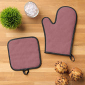 Calm & simple visual mauve textured background  ovenwant & pannenlap set (Top down)