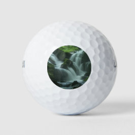 Calming waterval golfballen