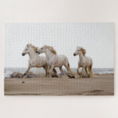 Camargue Horses die op het strand lopen Legpuzzel (Horizontaal)