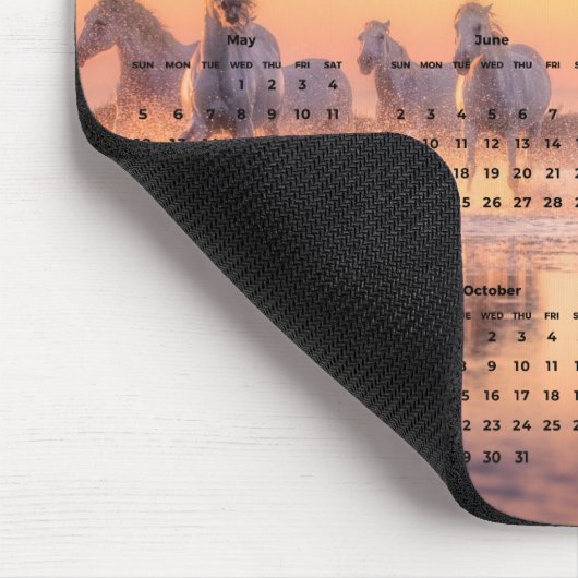 Camargue Witte Paarden in Zonsondergang 2024 Jaar  Muismat (Hoek)