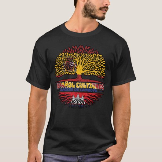 Cambodja Spanje vlag over boomstammen T-shirt (Voorkant)