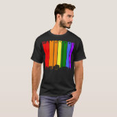 Cambridge Skyline Rainbow LGBT Gay Pride T-shirt (Voorkant volledig)