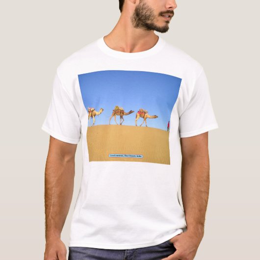 Camel caravan, Thar Desert, India T-shirt (Voorkant)