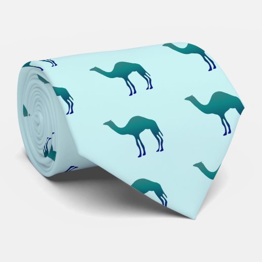 Camel in Teals Stropdas (Opgerold)