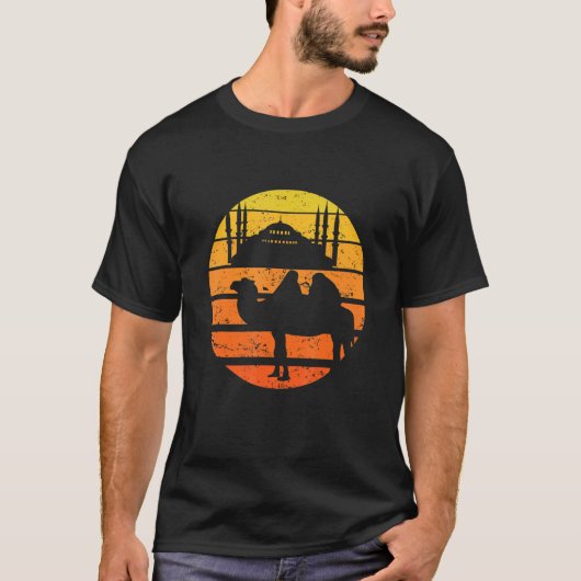 Camel Retro Sunset Mosque Camel Arabian A T-shirt (Voorkant)