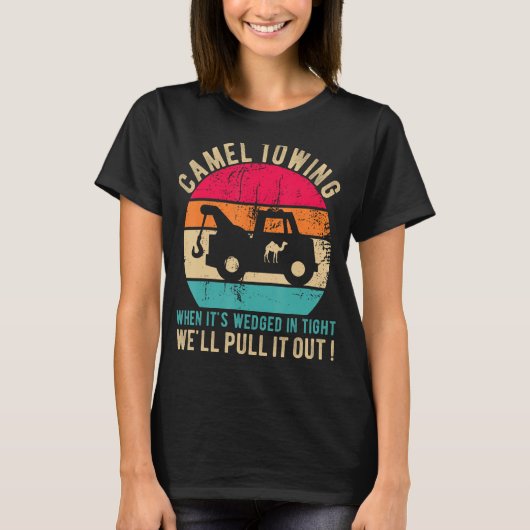 Camel Towing als het gehuwd is in Tight Funny Hall T-shirt (Voorkant)
