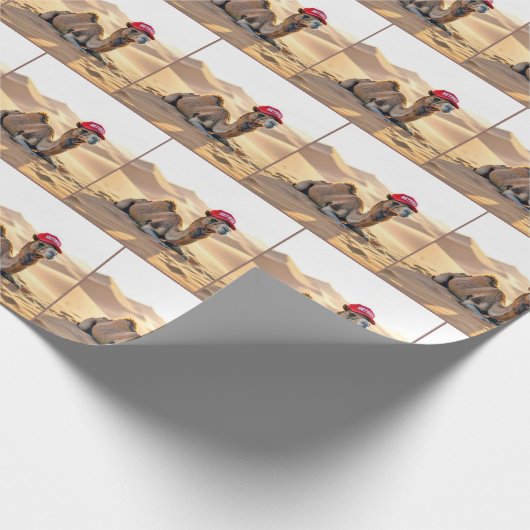 Camel Wearing a Red Retired Cap Cadeaupapier (Hoek)