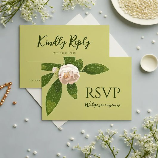 Camellia en groen eenvoudig elegant RSVP kaartje