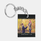 Camera Film Strip  Sla de datum Verloving Sleutelhanger (Voorkant Links)