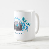 Camera met blauwe bladeren en vlinders koffiemok (Voorkant rechts)