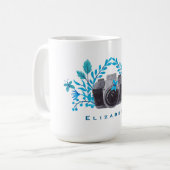 Camera met blauwe bladeren en vlinders koffiemok (Voorkant links)