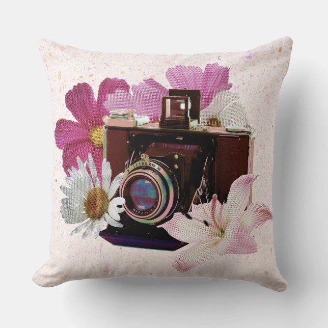  camera met bloemen kussen (Voorkant)