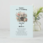 Camera met bloemen Retro Pastel Afbeelding Bruilof Kaart (Staand voorkant)