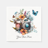 Camera op een boeket met een vlinder servet (Voorkant)