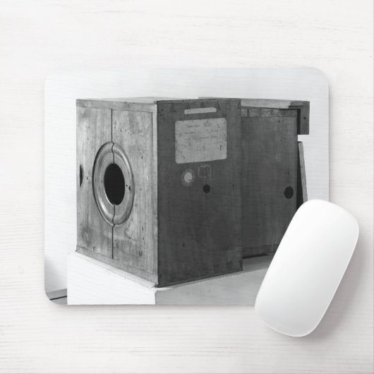 Camera van Joseph Nicephore Niepce, c.1816-22 Muismat (Met muis)