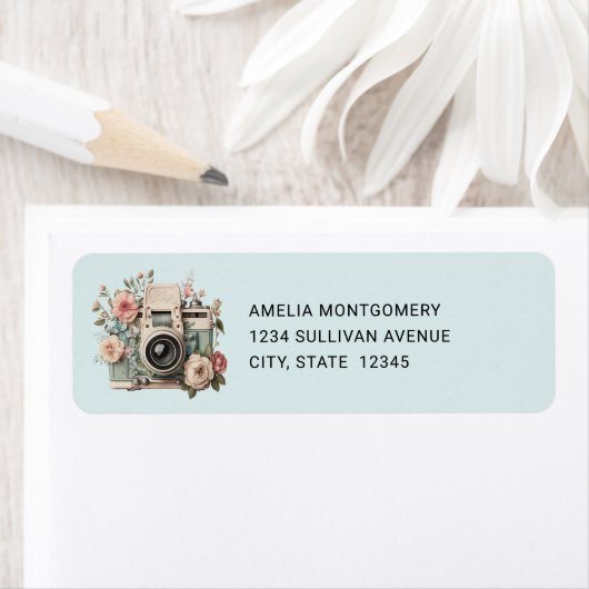 Camera with Flowers Retro Pastel Image - Address Etiket (Insitu)