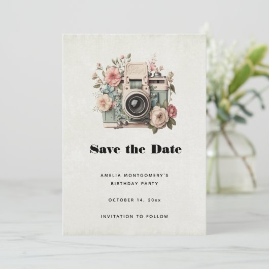 Camera with Flowers Retro Pastel Image Save The Date (Staand voorkant)