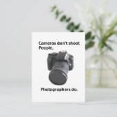 Camera's schieten geen mensen neer briefkaart (Staand voorkant)
