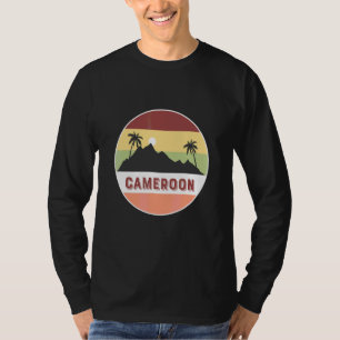 Cameroenberg en palmen t-shirt