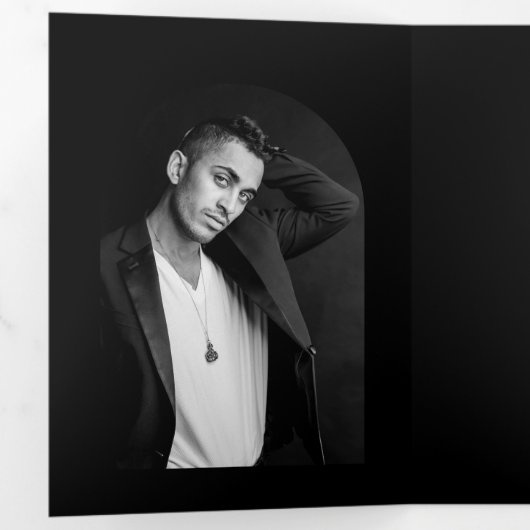 Camila Black Arch Modern Wedding Save the Date Drieluik Aankondiging (Binnenzijde eerst)