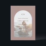 Camila Taupe Arch Moderne bruiloft Kaart<br><div class="desc">Moderne bruiloft uitnodiging met uw monogram samen met uw gegevens over uw favoriete foto in een boog over een taupe achtergrond. De sjabloon bevat een eenvoudige bedekking zodat de tekst over uw afbeelding kan shows en kan worden verwijderd in het ontwerpbewerkingshulpmiddel. Dit eenvoudige maar elegante ontwerp met aardse woestijnkleuren is...</div>