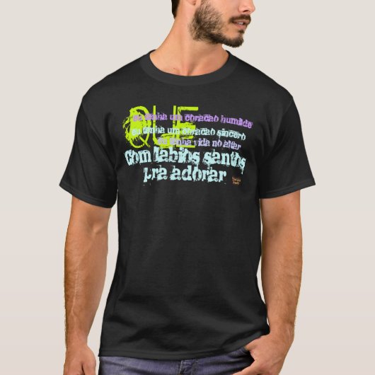 CAMISETA ESCURA BÁSICA CORAÇÃO HUMILDE T-SHIRT (Voorkant)
