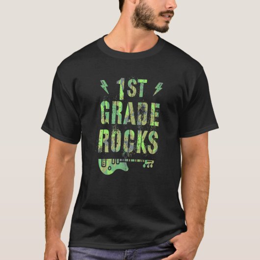 Camo 1st Grade Rocks Camp Teacher Squad First Grad T-shirt (Voorkant)