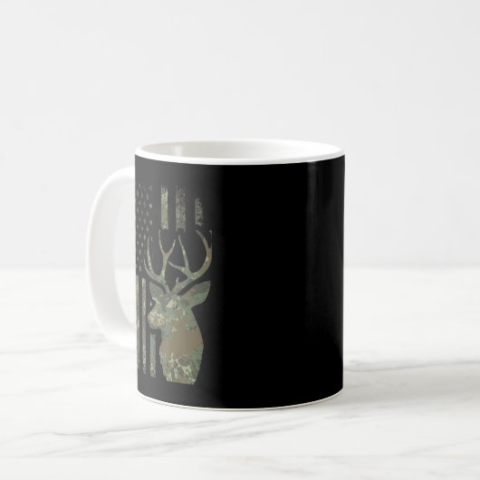 Camo American Flag Buck Hunting Gift for Elk Deer Koffiemok (Voorkant links)
