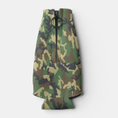 Camo Bottle Cooler – Woodland Beer Koozie (Achterkant)