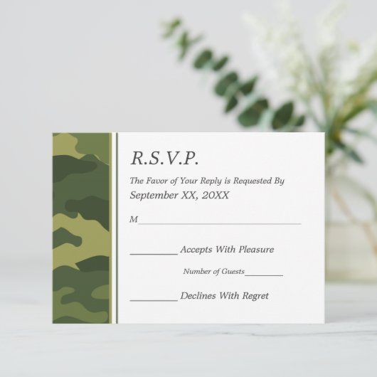 Camo Militaire Weddenschap RSVP Kaartje (Staand voorkant)