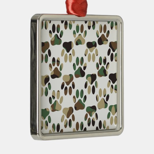 Camo Pattern Dog Paw Print Metalen Ornament (Rechts)