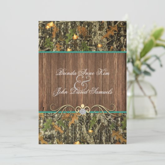 Camo Rustic Wedding Uitnodiging (Staand voorkant)