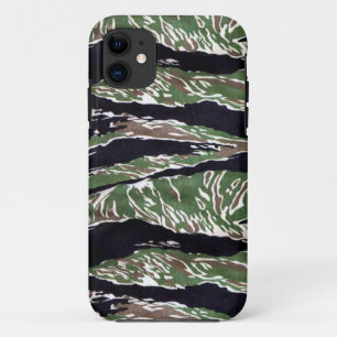 Camouflage Aziatische tijgerstaffelaar iPhone 11 Hoesje