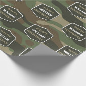Camouflage Green Camo Army Monogram Birthday Naam Cadeaupapier (Hoek)