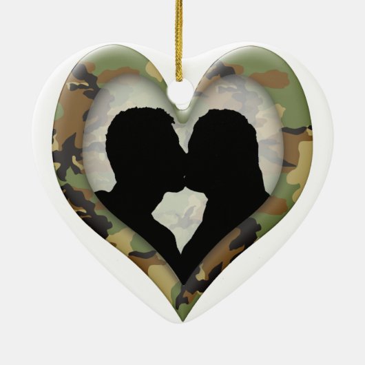 Camouflage Heart met zoende Couple Keramisch Ornament (Achterkant)