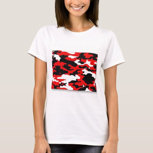 Camouflage Rode Patronen T-shirt (Voorkant)