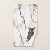 Camouflaged Owl op bruine marmer Bad Handdoek (Handdoek)
